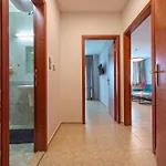 Apartman Stylish In Karolina *