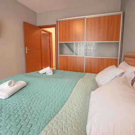 Stylish In Karolina Sunny Beach