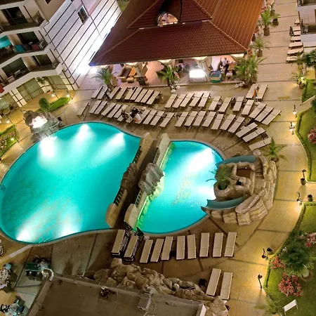 Stylish In Karolina Sunny Beach