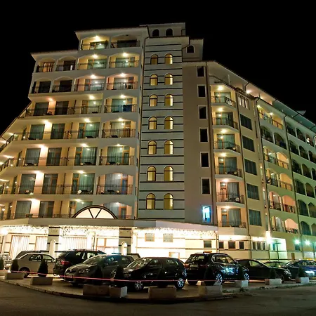 Stylish In Karolina * Slăntjev Brjag