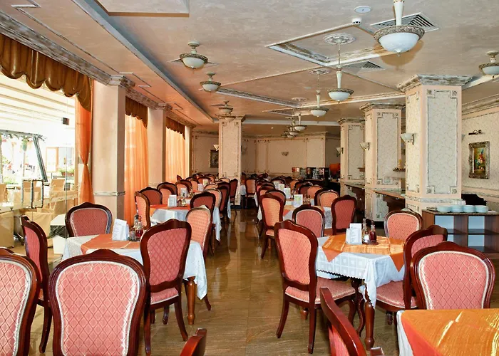 Stylish In Karolina *